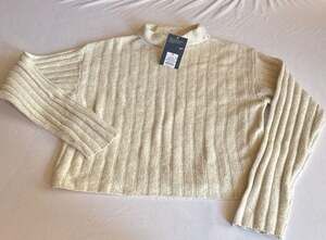 Women's Ribbed Mock Neck Sweater Cream Size XS
D1